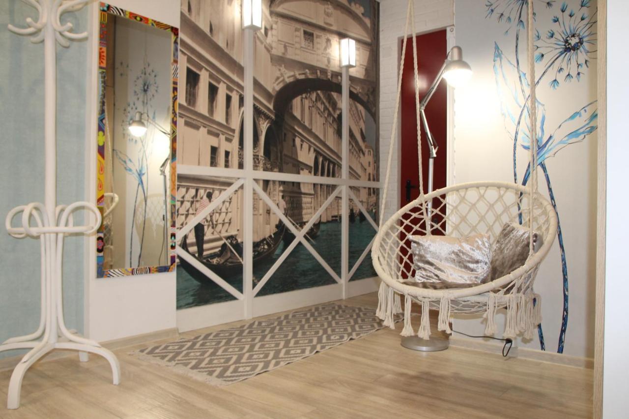 Cozy Apartment In Vake Tbilisi Esterno foto