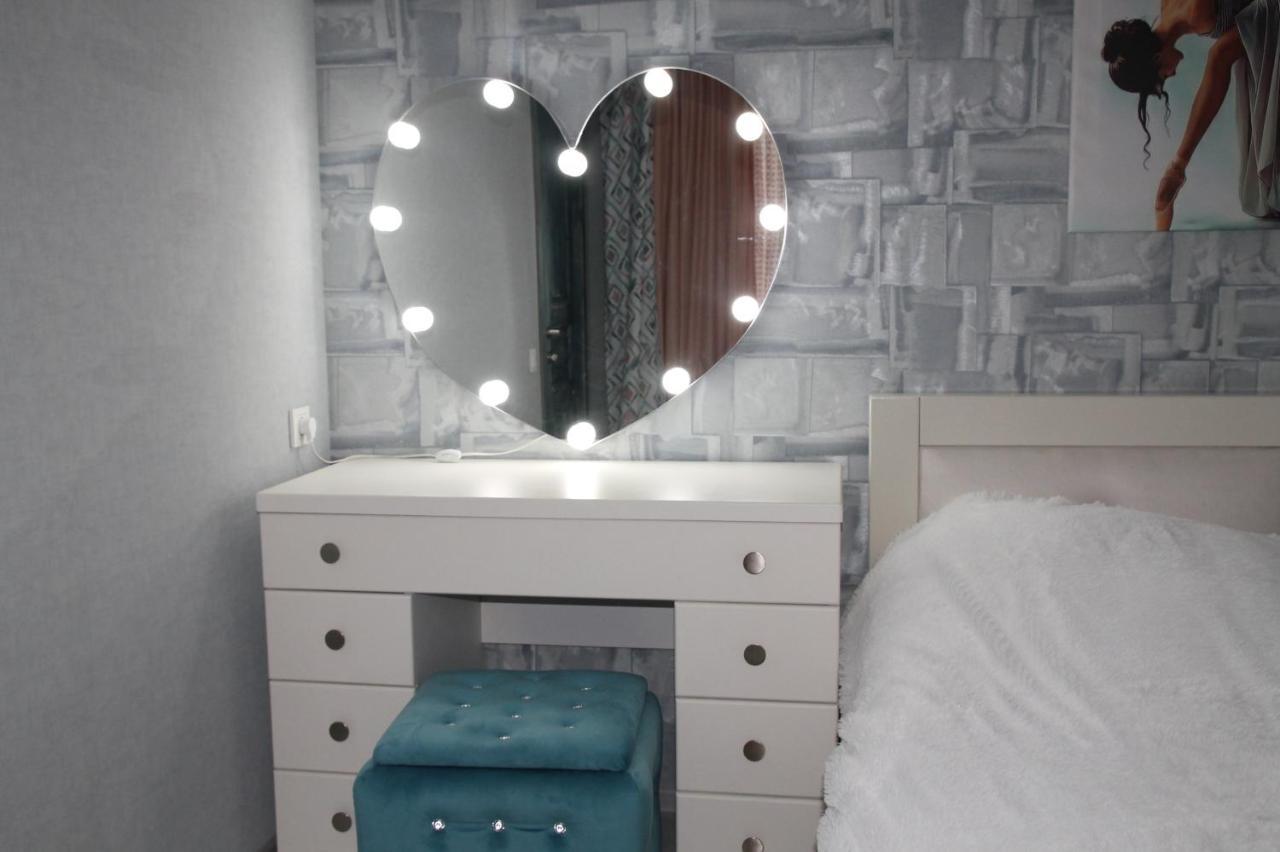 Cozy Apartment In Vake Tbilisi Esterno foto